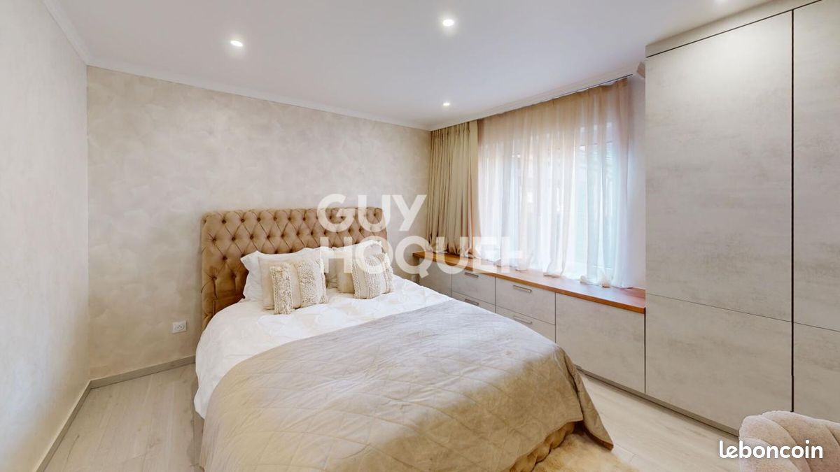 Maison 8 pièces 226 m² · à Illzach · 226 m² · 815 000 €