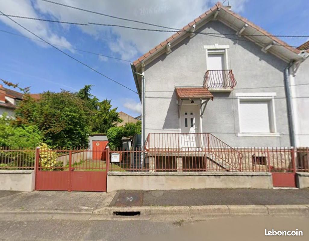 Maison 5 pièces 97 m² · à Varennes-sur-Allier · 97 m² · 97 000 €