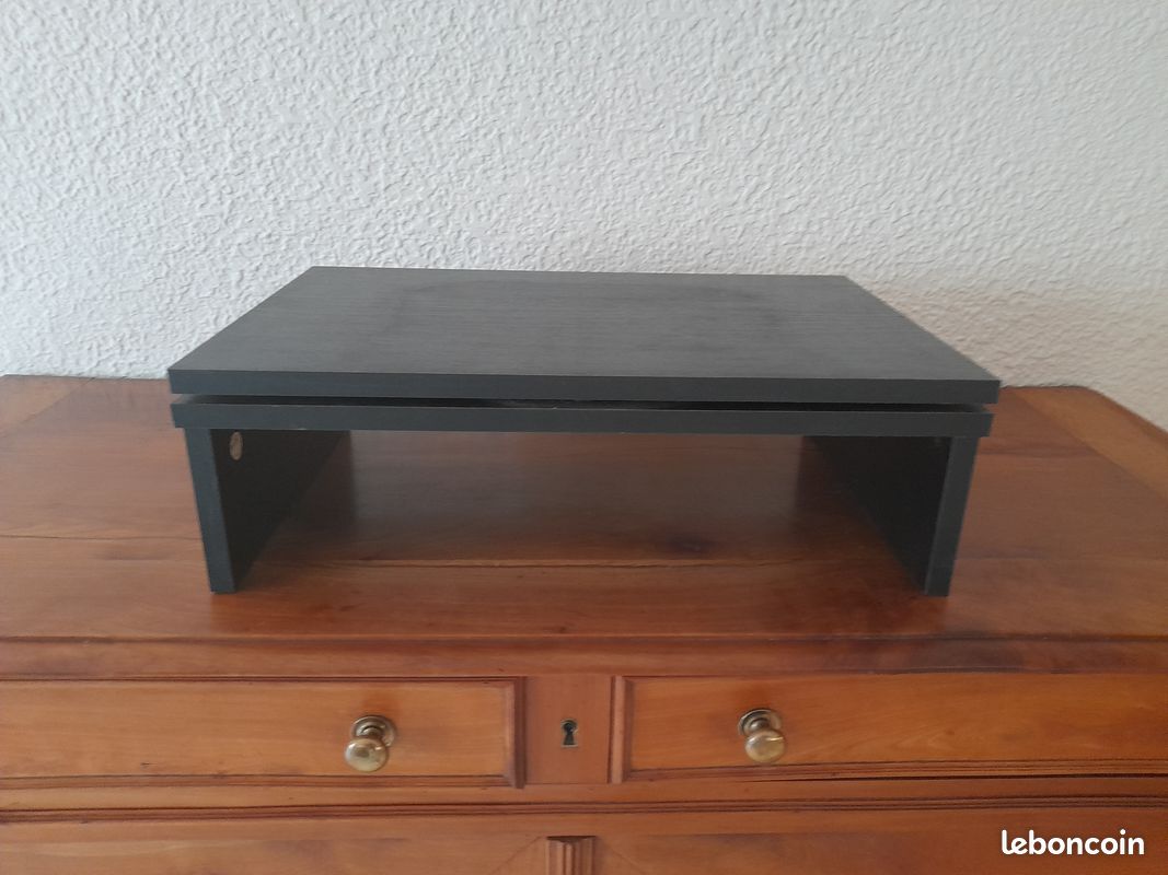 Plateau TV tournant (image 1)