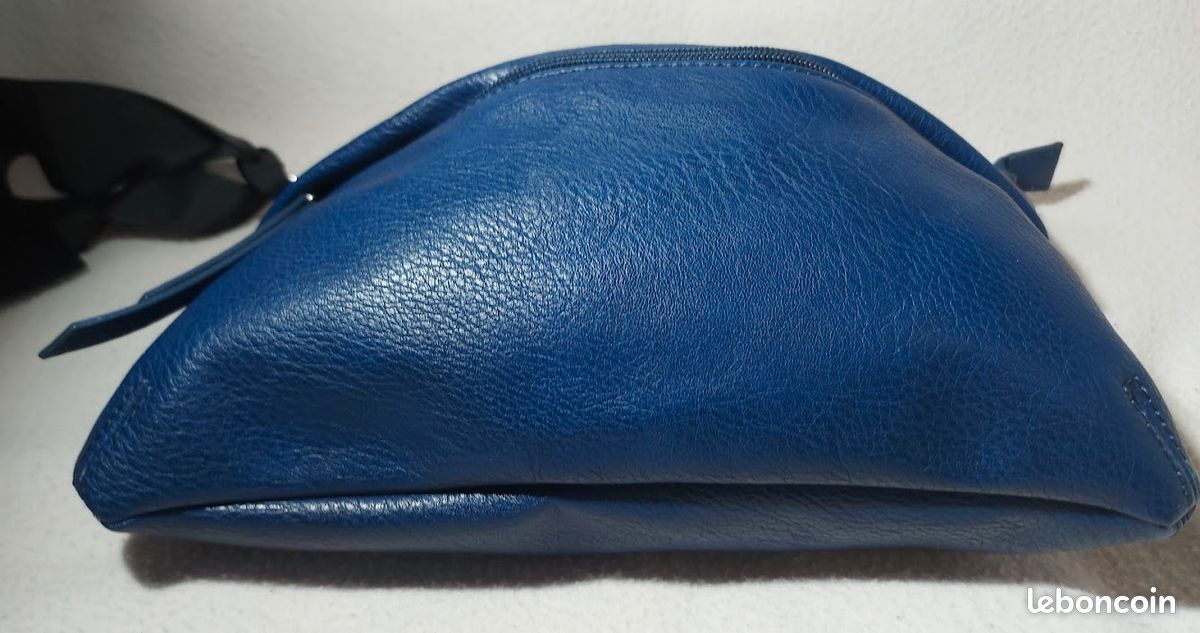 Parfois Sac à Main Pochette Polyuréthane Grainé Couleur Bleu Roy Bandoulière Chainette Haut 21 cm (image 6)