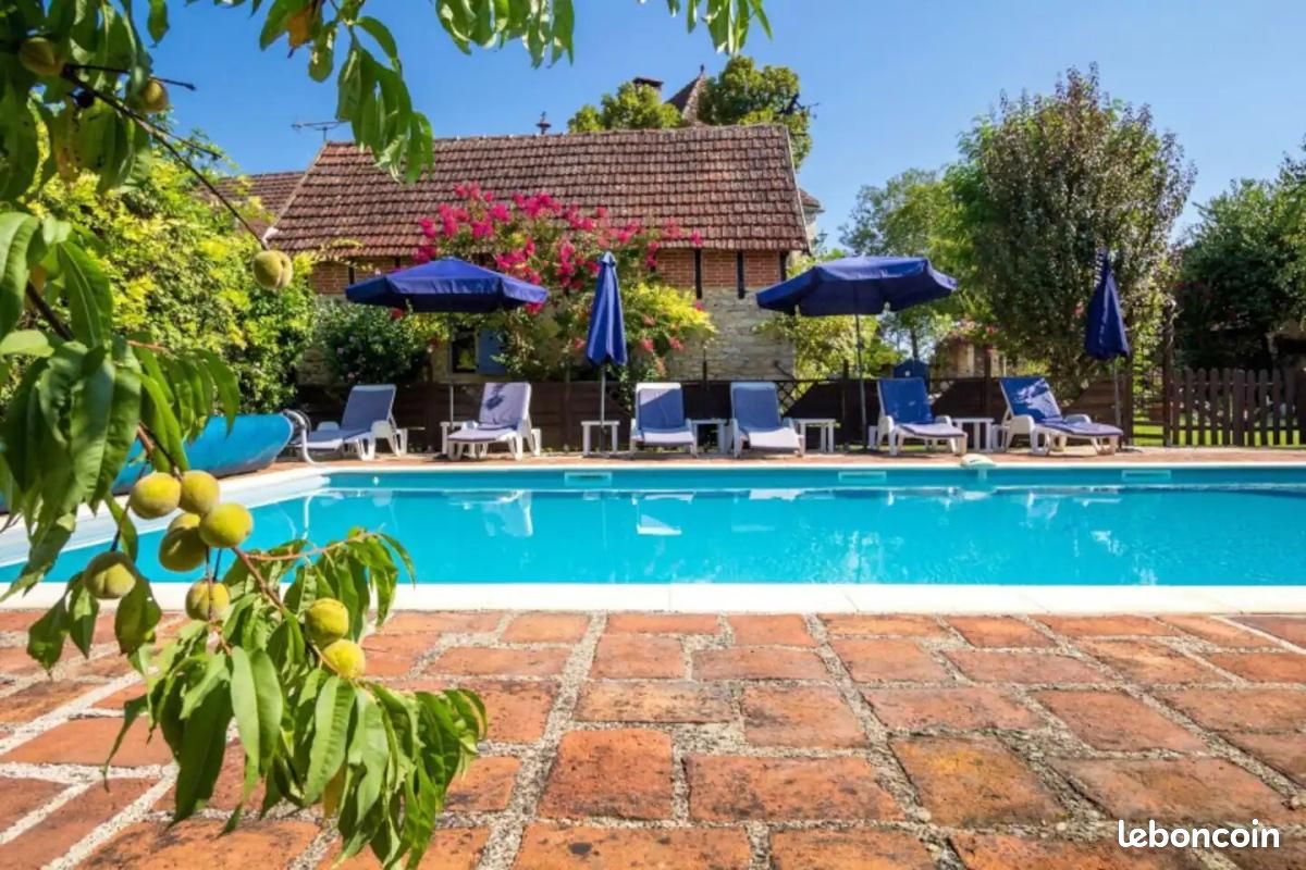 Maison 12 pièces 270 m² · à Cavagnac · 270 m² · 575 000 €
