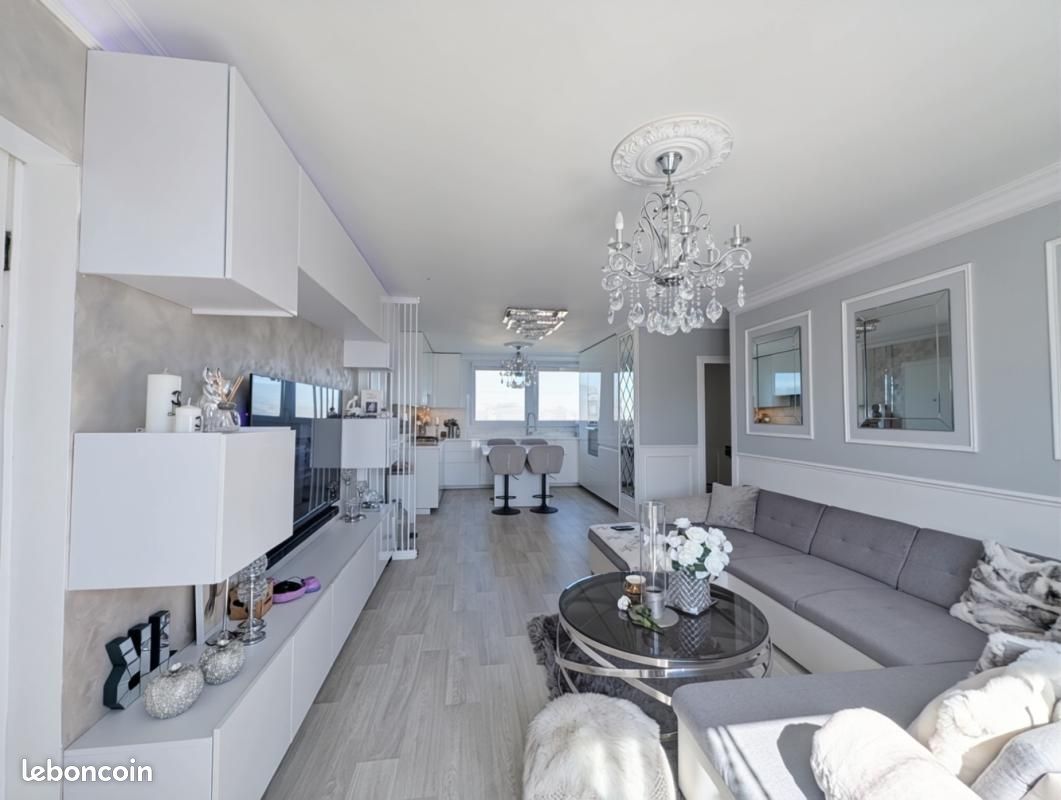 Appartement 5 pièces 96 m² · à Oullins-Pierre-Bénite · 96 m² · 220 000 €