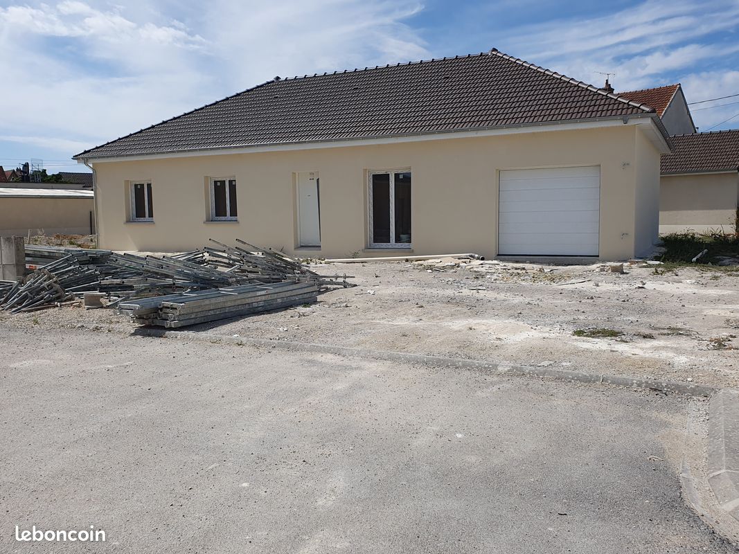 Maison 4 pièces 100 m² · à Romilly-sur-Seine · 100 m² · 870 €/mois