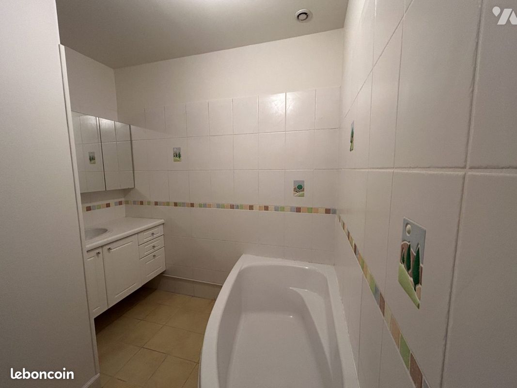 Appartement a louer beaune - 3 pièce(s) - 85 m2 - Surfyn