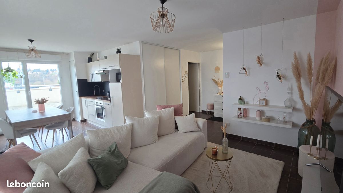 Appartement 2 pièces 53 m² · à Bourgoin-Jallieu · 53 m² · 735 €/mois