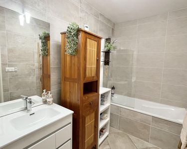 Appartement 300 000 € - 58 m²