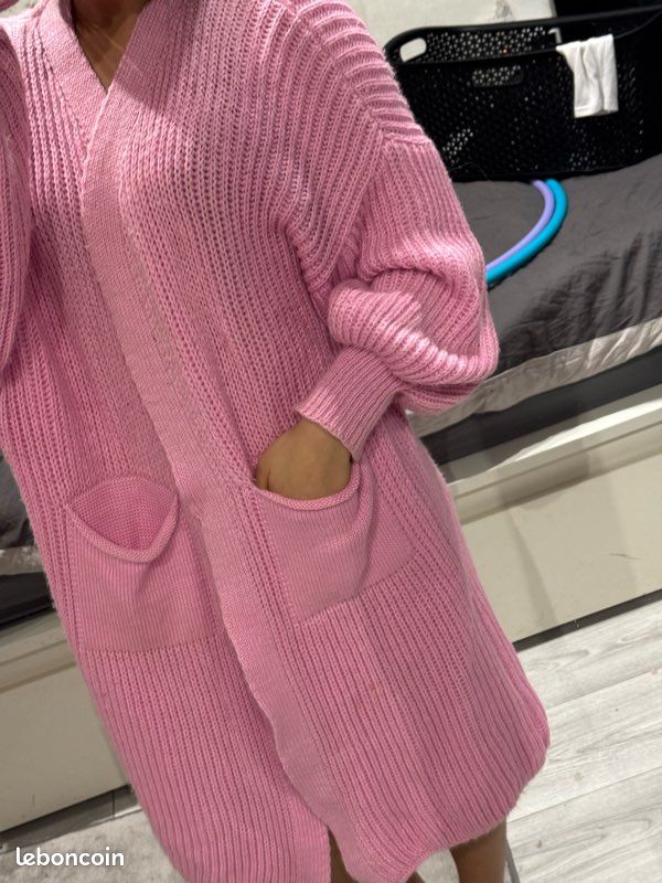 Robe (image 2)