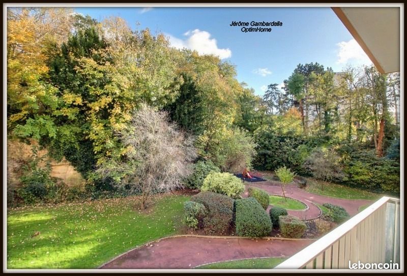 Appartement 4 pièces 71 m² · à Poissy · 71 m² · 240 000 €