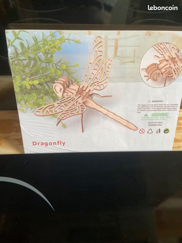 Maquette en bois dans son emballage scellé (image 11)