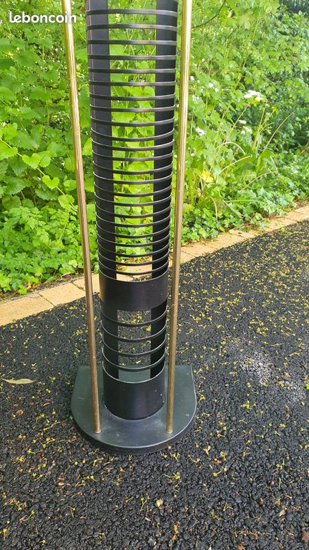 Colonne pour CD (image 2)