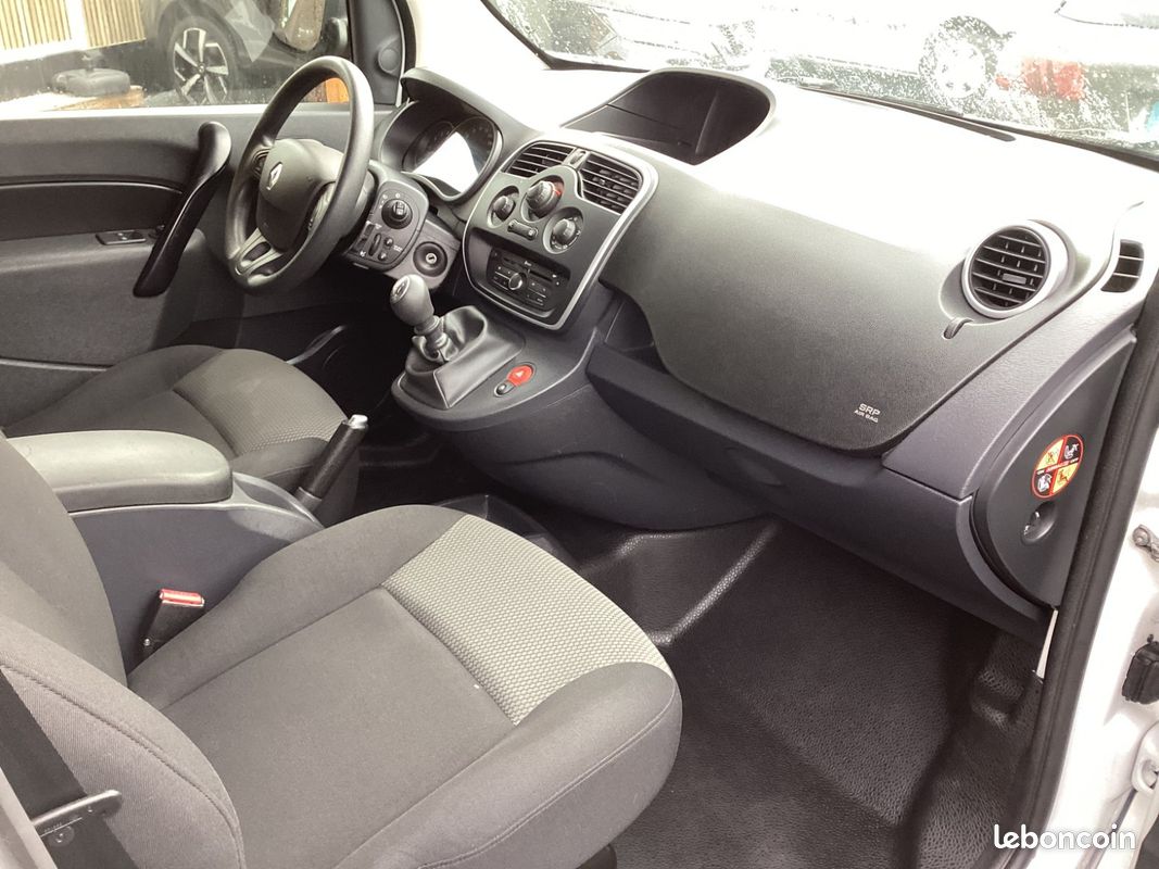 Renault KANGOO II Renault KANGOO GRAND VOLUME DCI 95 R-LINK (image 8)