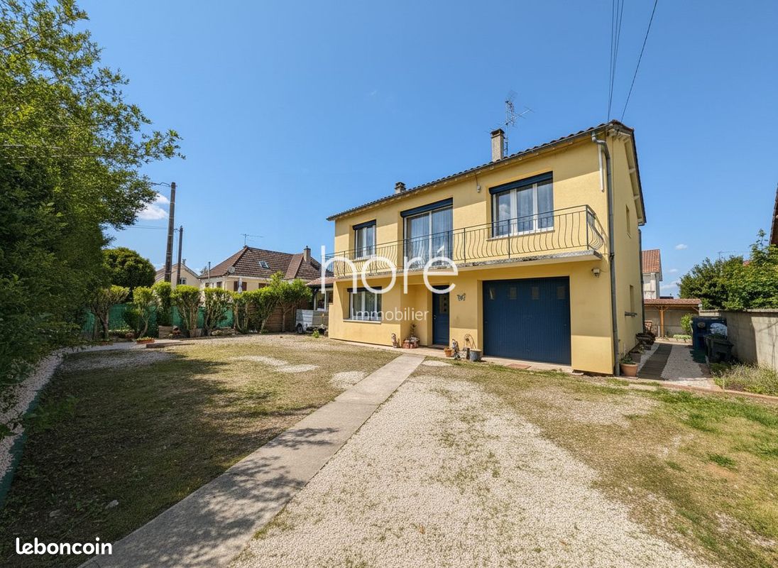 Maison 7 pièces 177 m² · à Osny · 177 m² · 470 000 €
