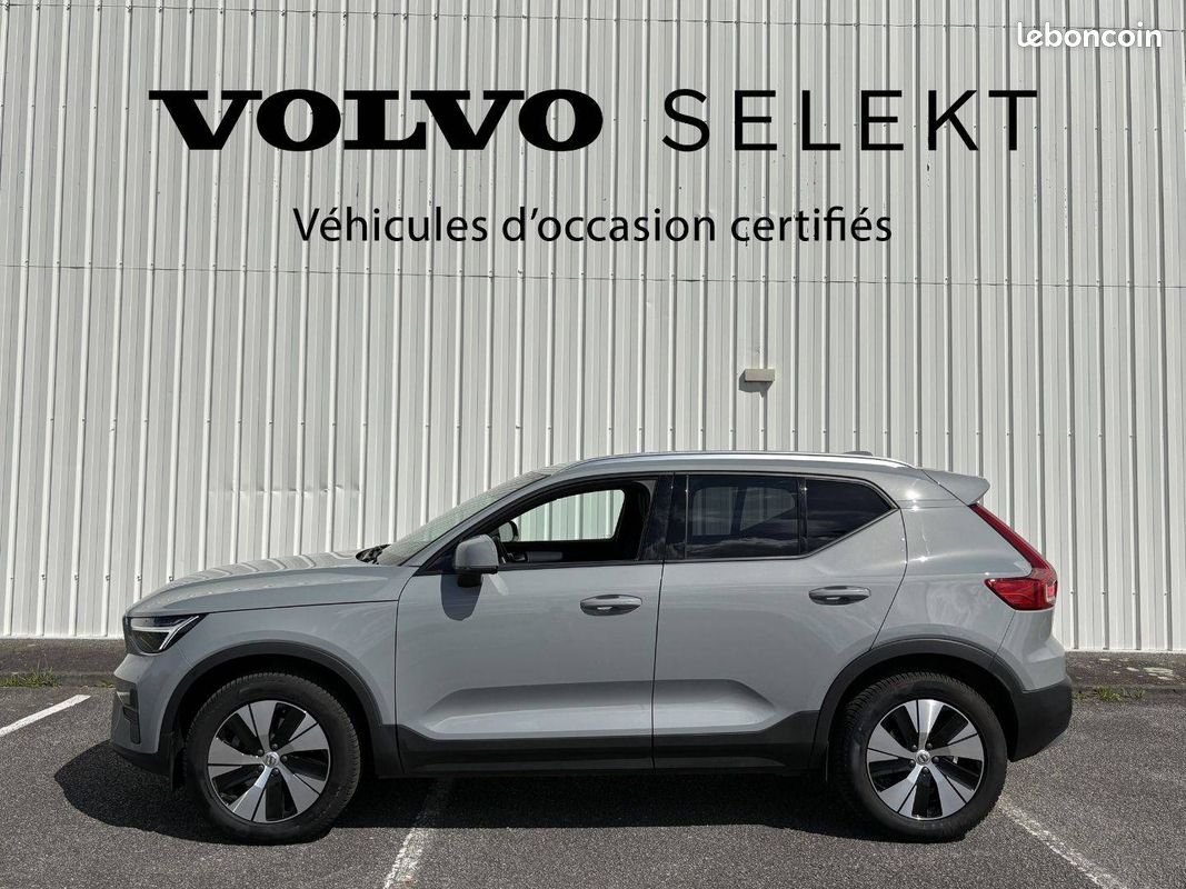 VOLVO XC40 B3 163 ch DCT7 Plus (image 3)