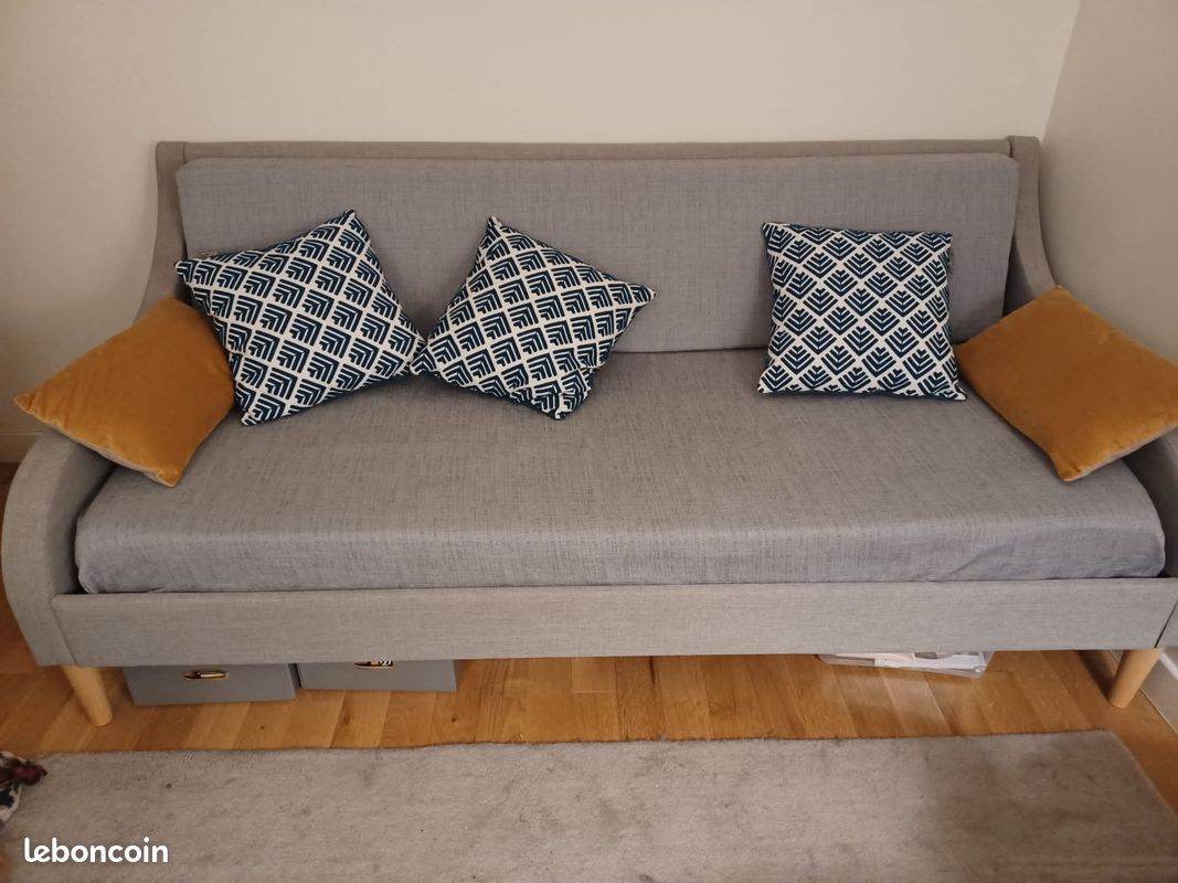 Banquette lit et matelas à vendre (image 1)