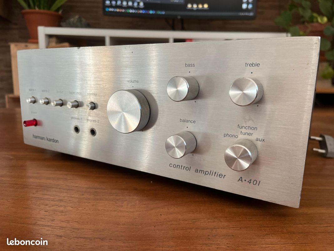 Réparation d'un Ampli-tuner HARMAN / KARDON TA600