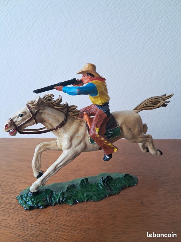 Petits soldats romains Starlux