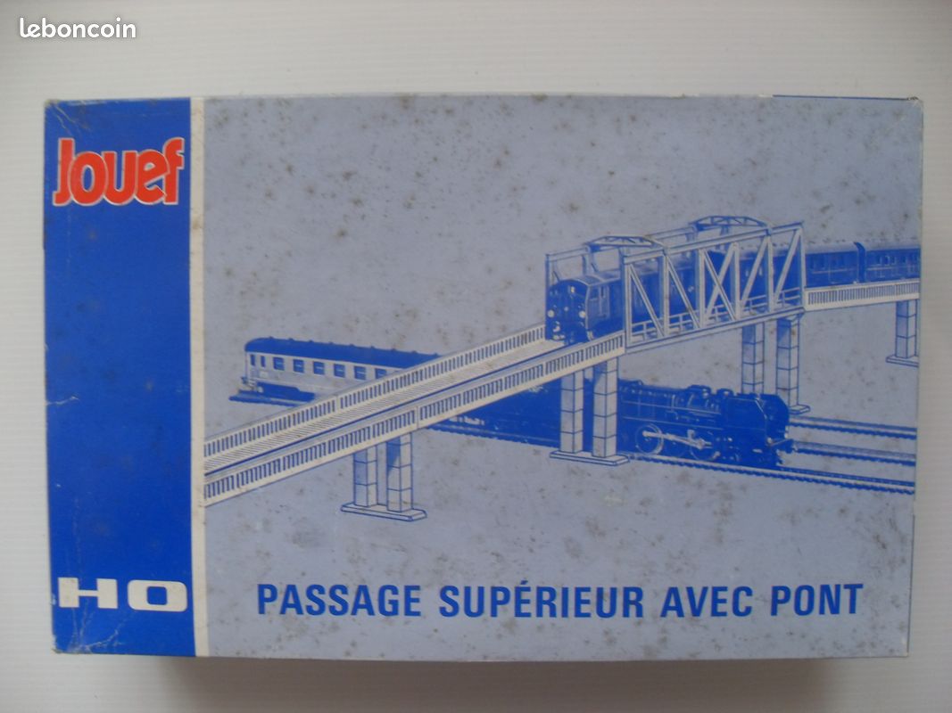JOUEF 2674 HO - Elément de pont en courbe (passage supérieur) R = 385