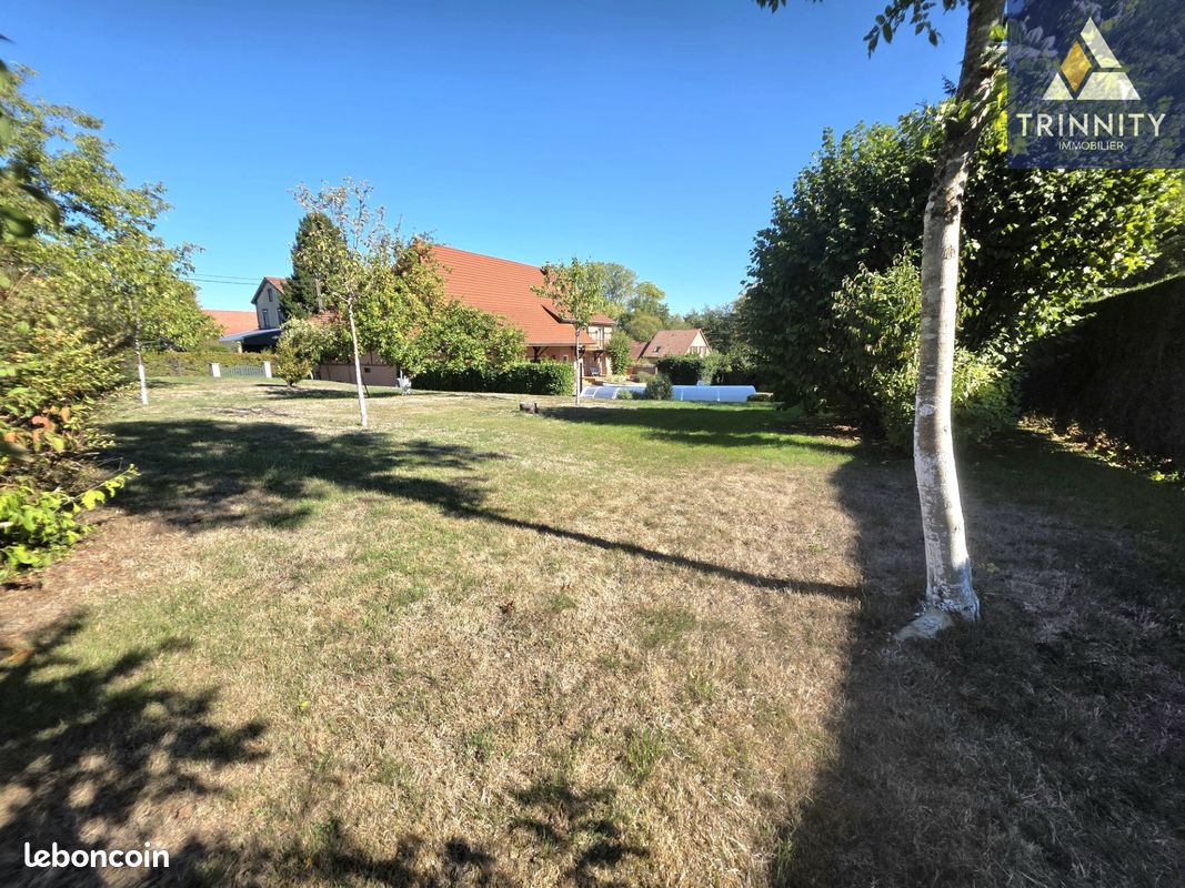Maison 7 pièces 166 m² · à Angeot · 166 m² · 315 000 €