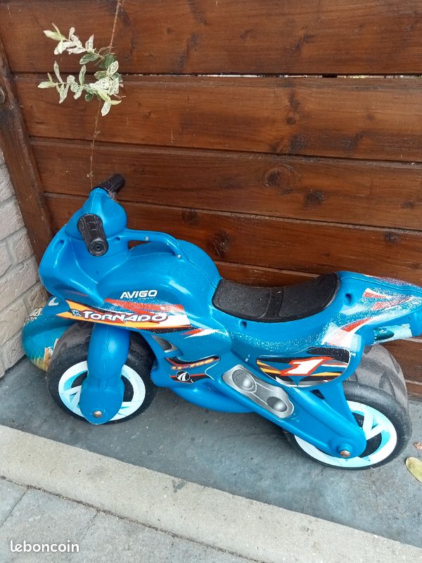 Moto garcon (image 1)