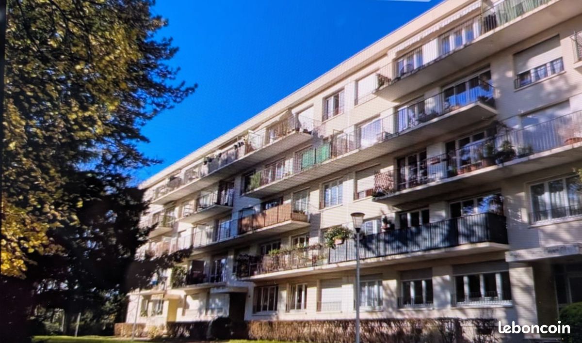 Appartement 2 pièces 60 m² · à Le Plessis-Bouchard · 60 m² · 228 000 €
