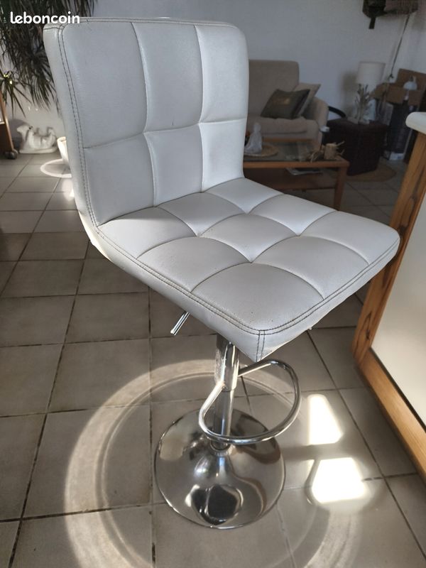 2 chaises bar simili cuir blanc (image 1)