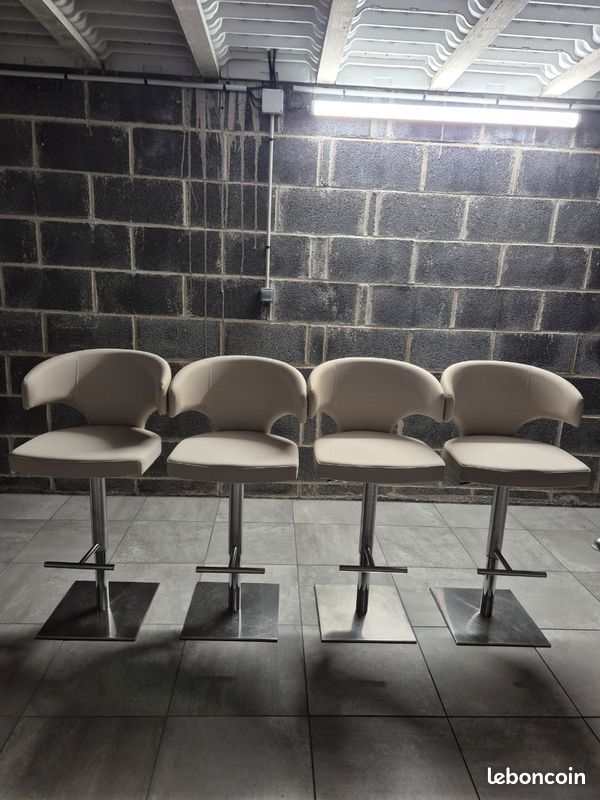 Fauteuils de bar (image 1)