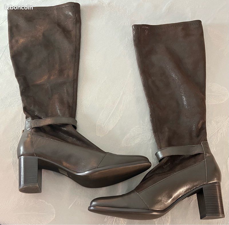 Bottes similicuir à talons PRIX EN BAISSE (image 2)