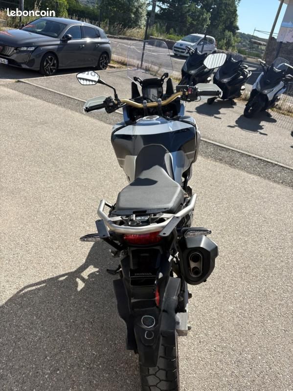 Honda AFRICA TWIN CRF1000 ADVENTURE SPORT (image 5)