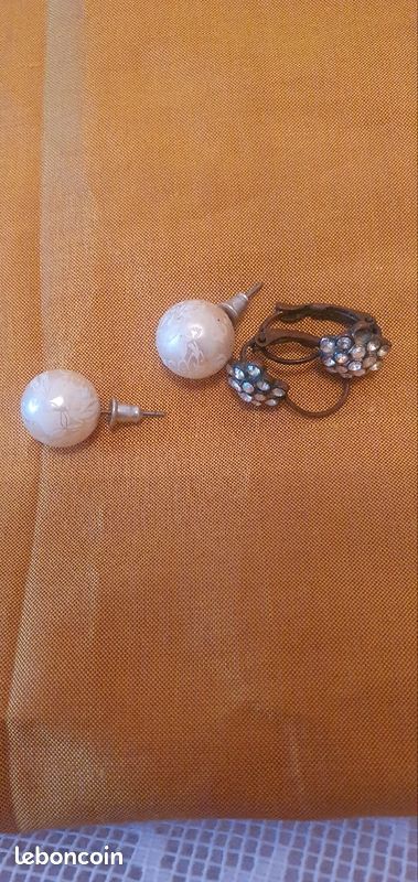 8 paires de boucles d'oreilles pour oreilles percees ( V Laro 18 ) (image 3)