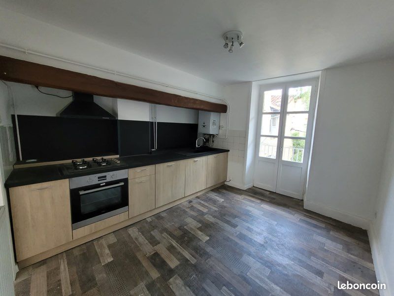 Appartement 3 pièces 55 m² · à Figeac · 55 m² · 600 €/mois