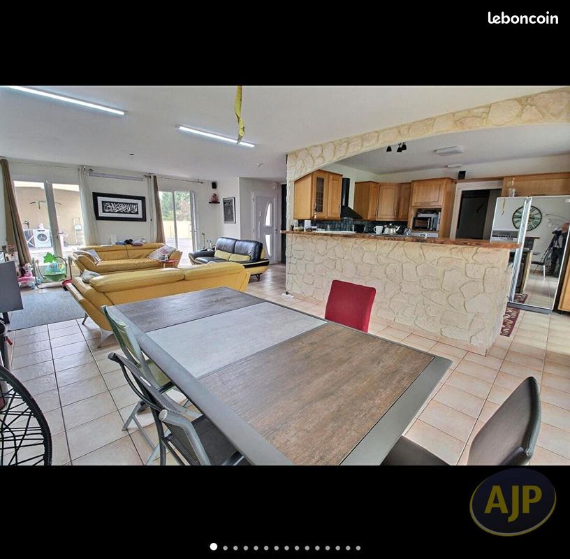 Maison 7 pièces 182 m² · à Saintes · 182 m² · 399 000 €