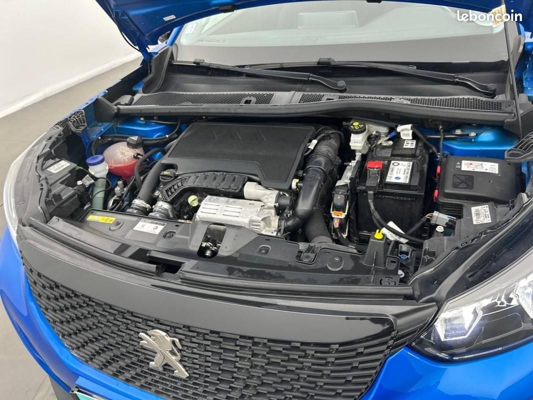 Peugeot 2008 PureTech 130 S&S BVM6 - Style (image 15)