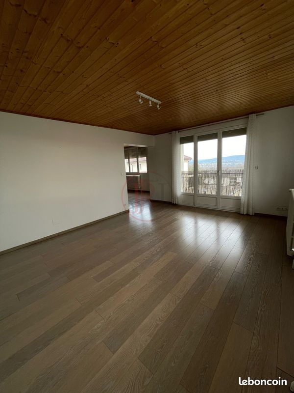Appartement 4 pièces 83 m² · à Montfaucon · 83 m² · 145 000 €