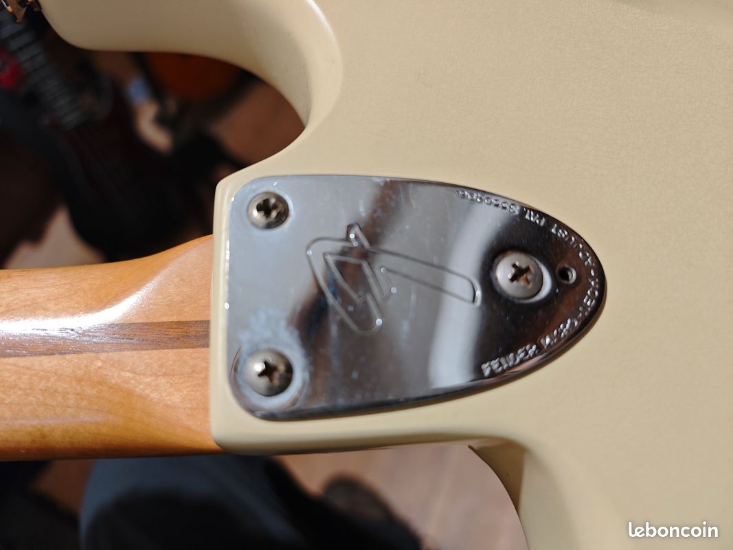 Fender Stratocaster usa 1979 olympic white (image 10)