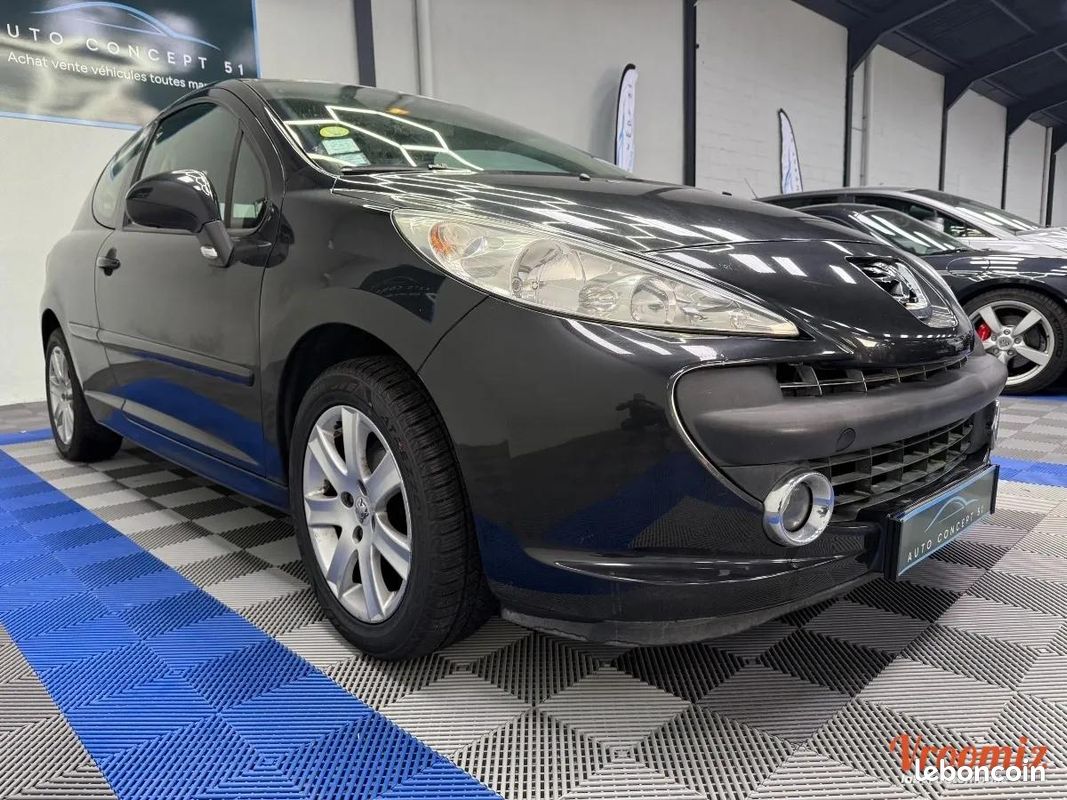 Peugeot 207 1.6 120 EXECUTIVE PACK 12 MOIS DE GARANTIE (image 3)