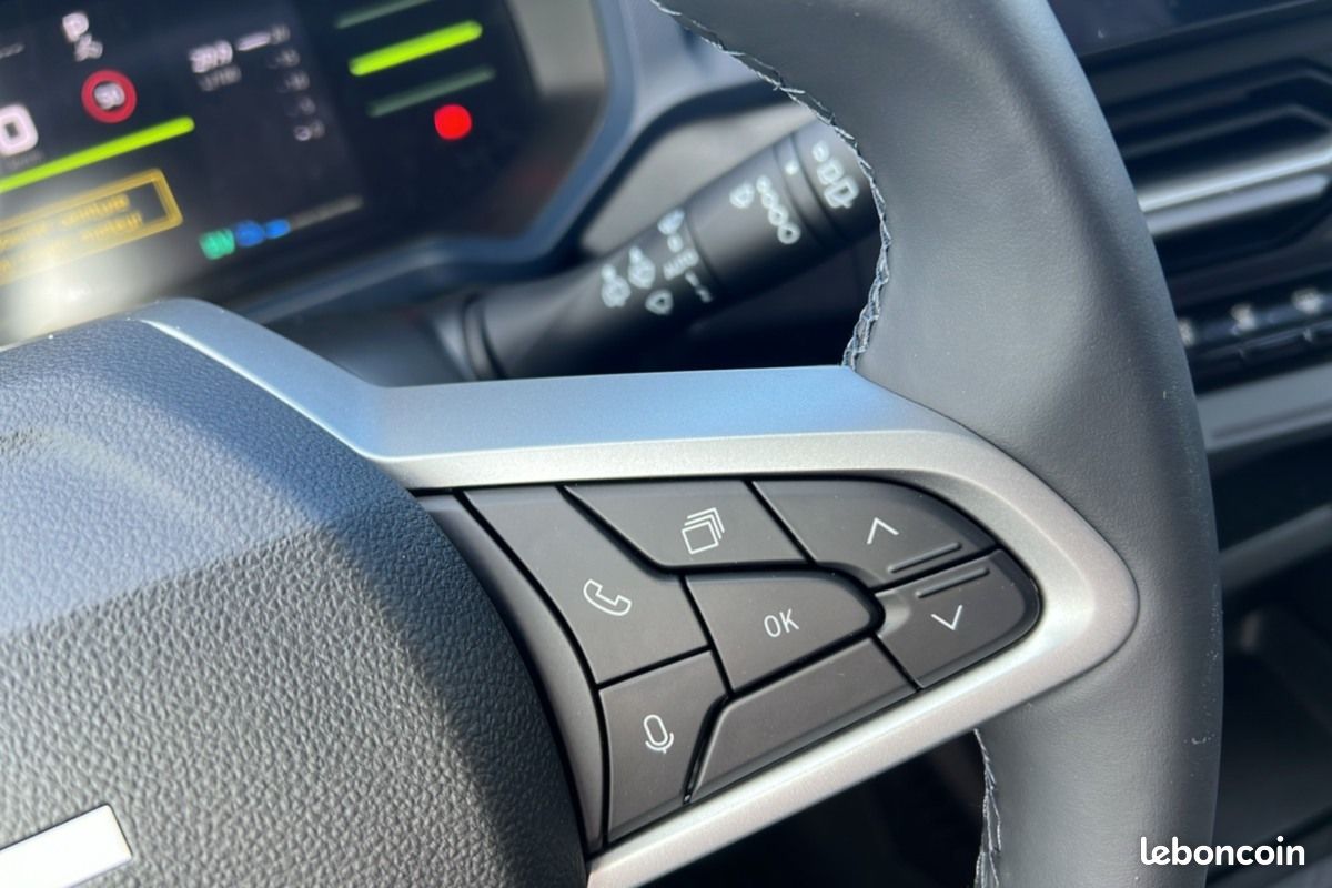 Dacia bigster HYBRID 155 EXPRESSION PLUS -8% (image 9)