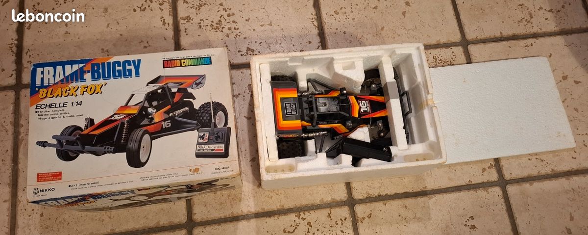 NIKKO Frame Buggy Black Fox – Voiture Télécommandée R/C – Échelle 1:14 – Vintage