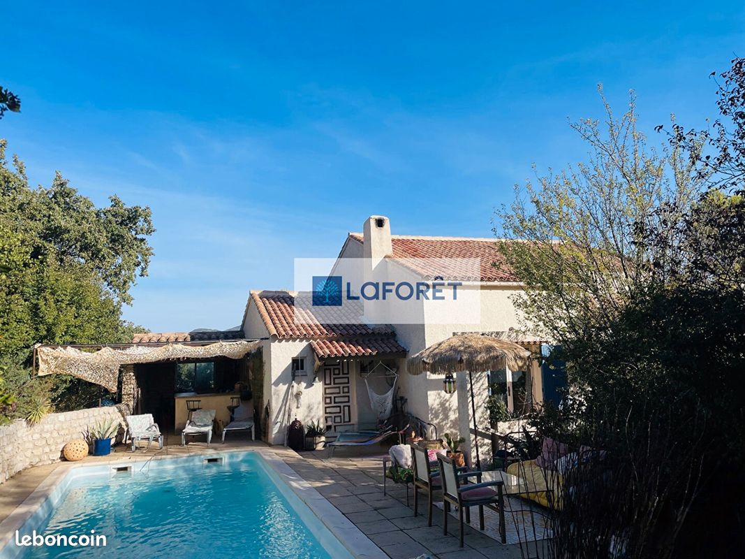 Maison 7 pièces 169 m² · à Mollans-sur-Ouvèze · 169 m² · 450 000 €
