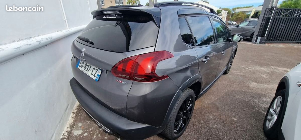 Peugeot 2008 GT-LINE 75000KMS 130CH (image 5)