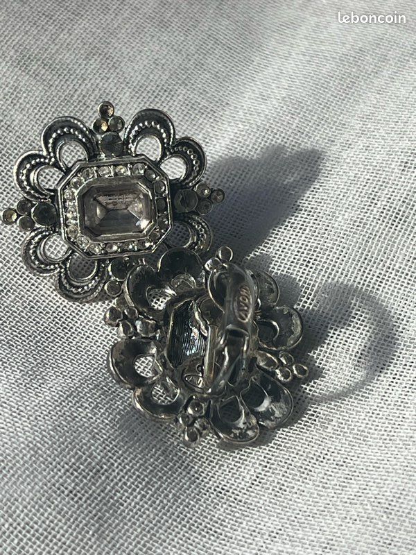 Ensemble Bracelet Et Boucles D'oreilles Avon - Ton Argent Multicolore - Neuf Dans Sa Boîte