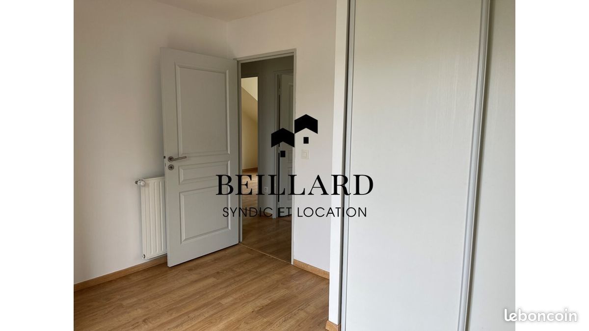 Maison de ville 4 pièces 81 m² - Lons 64140 (image principale 8)