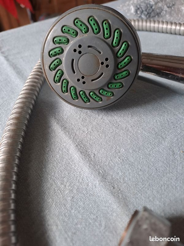 Douche avec tuyau (image 2)