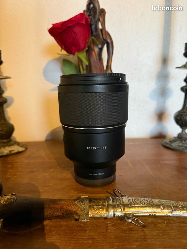 Samyang 135mm 1.8 monture Sony (image 1)
