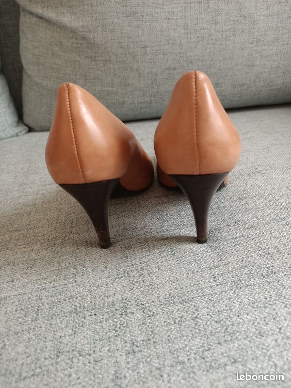 Escarpins Minelli En Cuir Marron - Pointure 39 (EU) - Talons 2 à 7 Cm - Occasion En Bon état