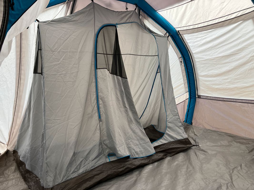 Grande tente gonflable 6 places comme neuve - Équipement caravaning