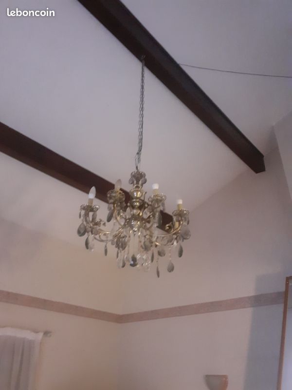 Titre : Ensemble de meubles en bois massif & lustre de charme – Vente au détail (image 5)