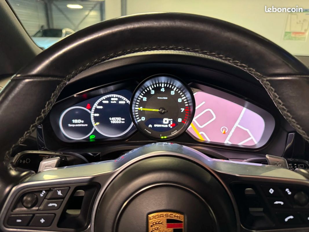 PORSCHE CAYENNE E-Hybrid 3.0 V6 462 ch Tiptronic BVA S / SUIVI PORSCHE (image 13)
