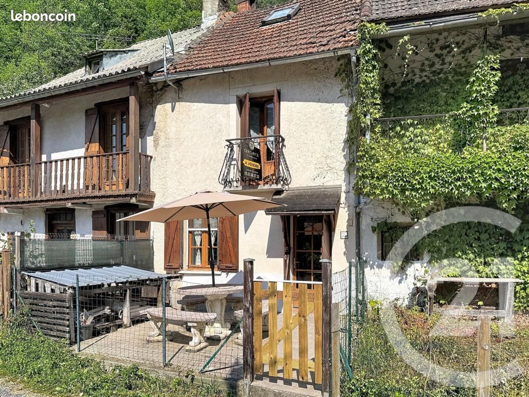 Maison 3 pièces 49 m² · à Le Port · 49 m² · 72 000 €
