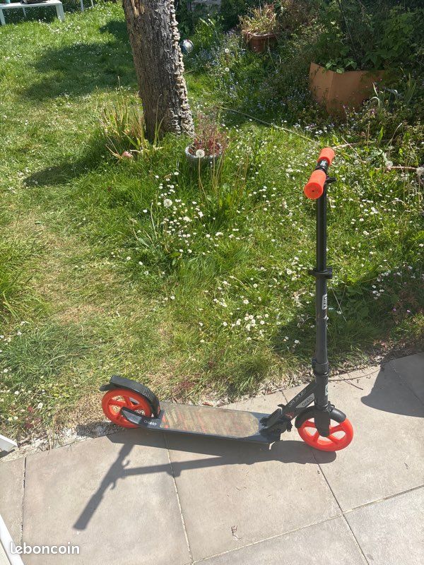 Trottinette (image 1)