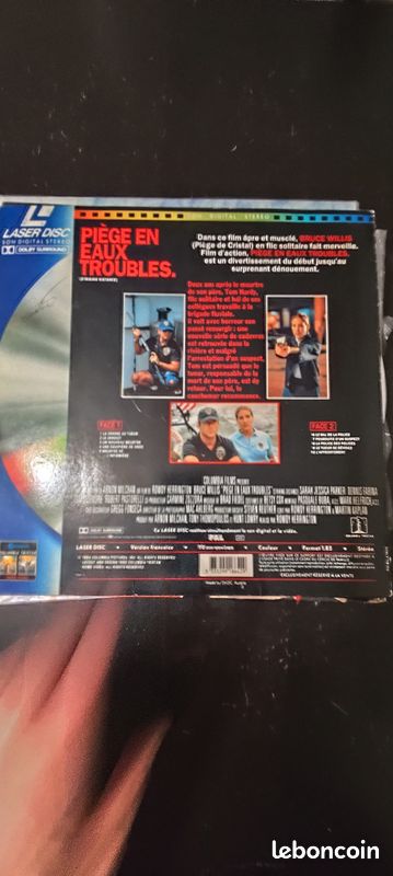 LaserDisc Piege en eaux troubles (image 2)